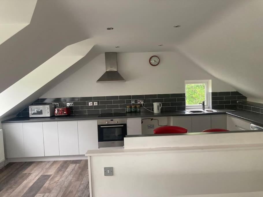 Ruby's Retreat! Farm Stay! North Devon! Sleeps 6! Beaches Exmoor! Holiday home