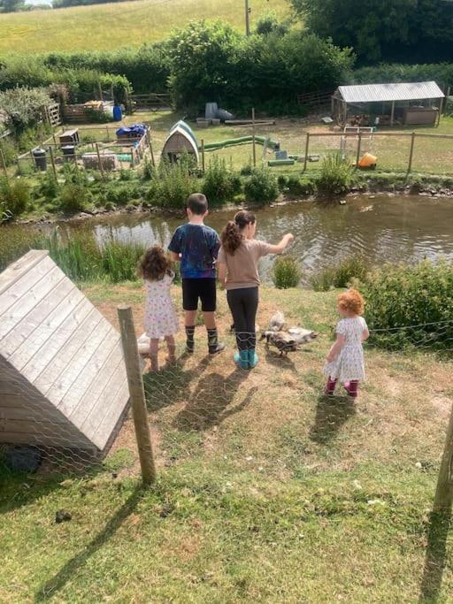 Ruby's Retreat! Farm Stay! North Devon! Sleeps 6! Beaches Exmoor!