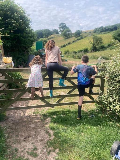 Ruby's Retreat! Farm Stay! North Devon! Sleeps 6! Beaches Exmoor! Barnstaple